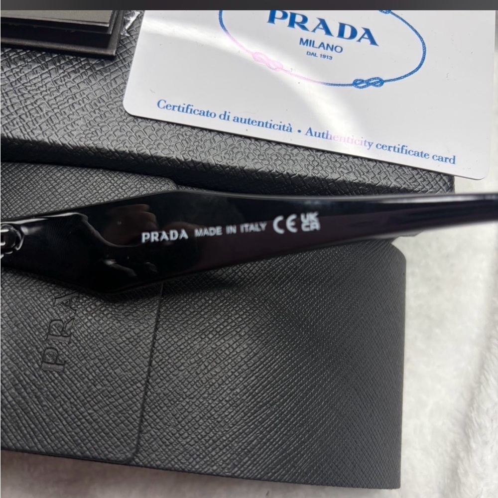 🔝 Prada black sunglasses - Picture 5 of 6